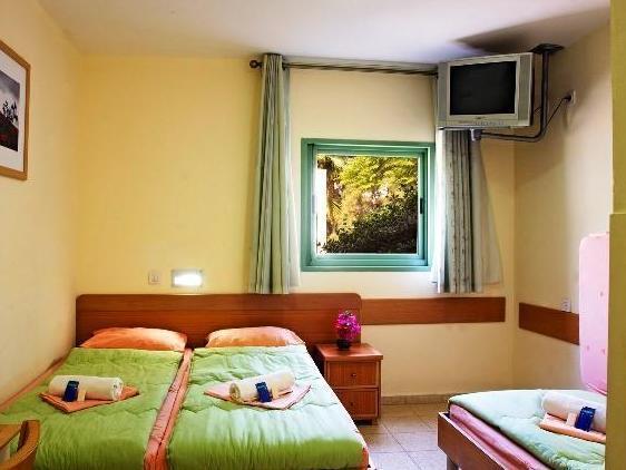 Hi - Maayan Harod Hostel Gid'ona Εξωτερικό φωτογραφία