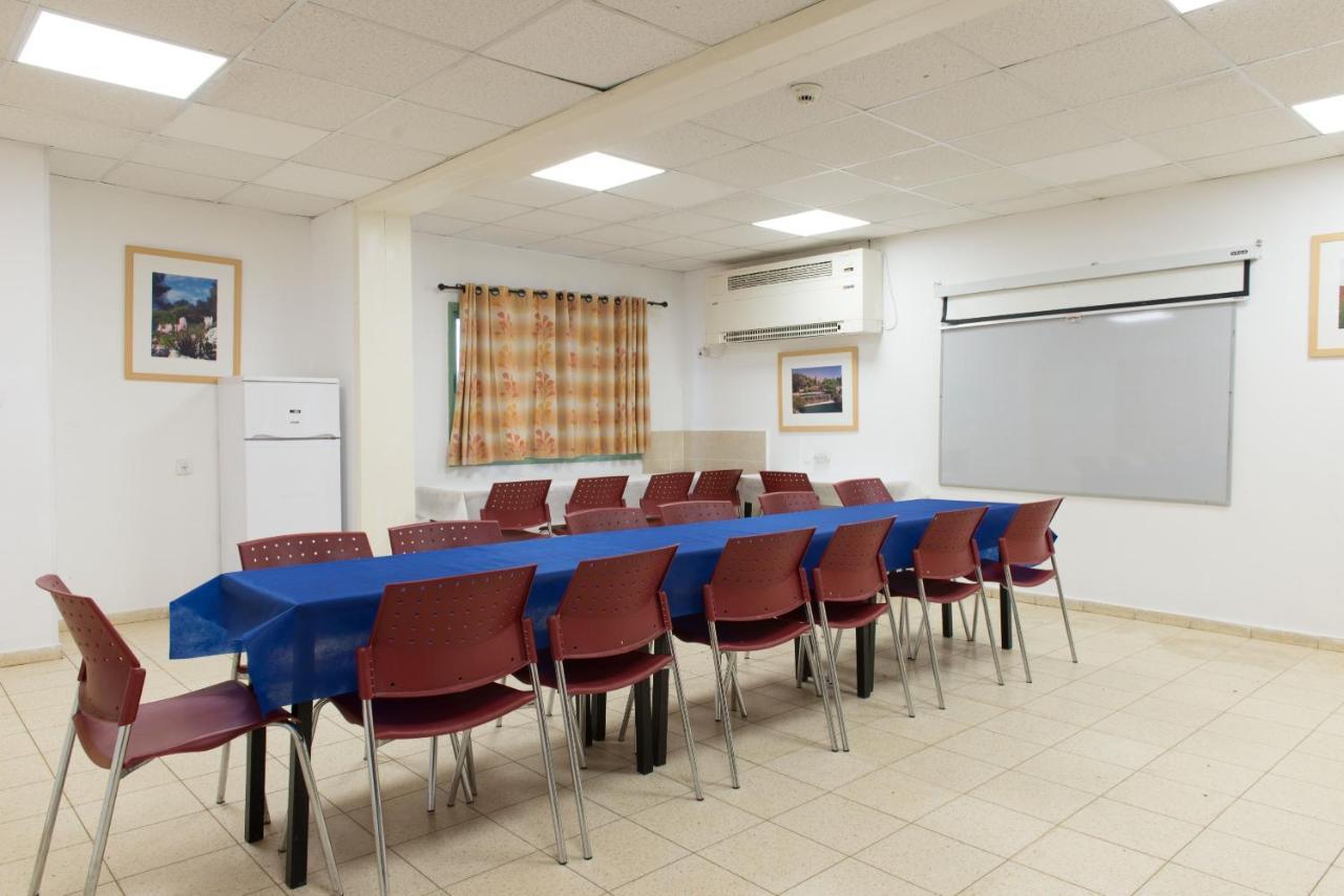 Hi - Maayan Harod Hostel Gid'ona Εξωτερικό φωτογραφία
