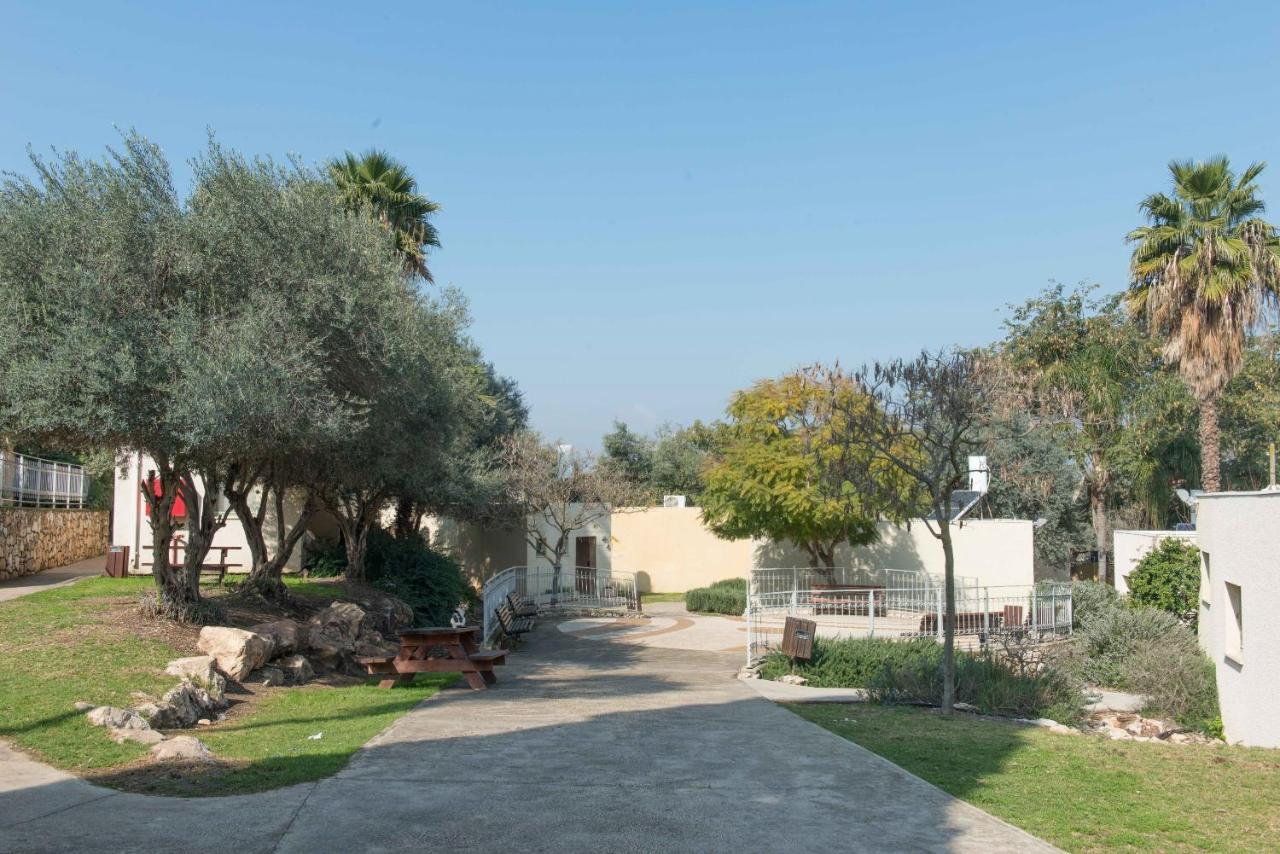 Hi - Maayan Harod Hostel Gid'ona Εξωτερικό φωτογραφία
